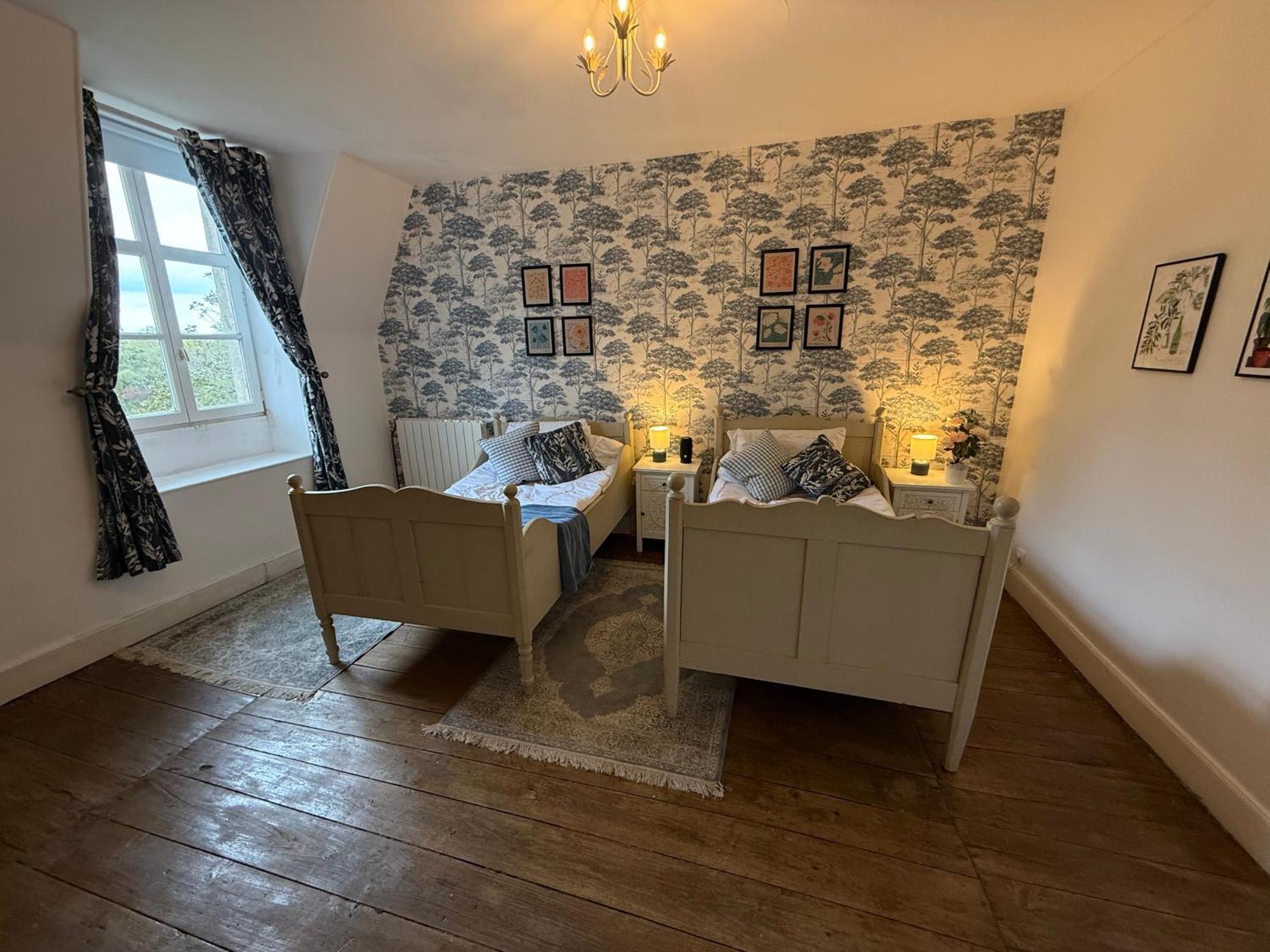 Beautiful 6 Bedroom House With Pool & Large Garden Le Pêchereau エクステリア 写真