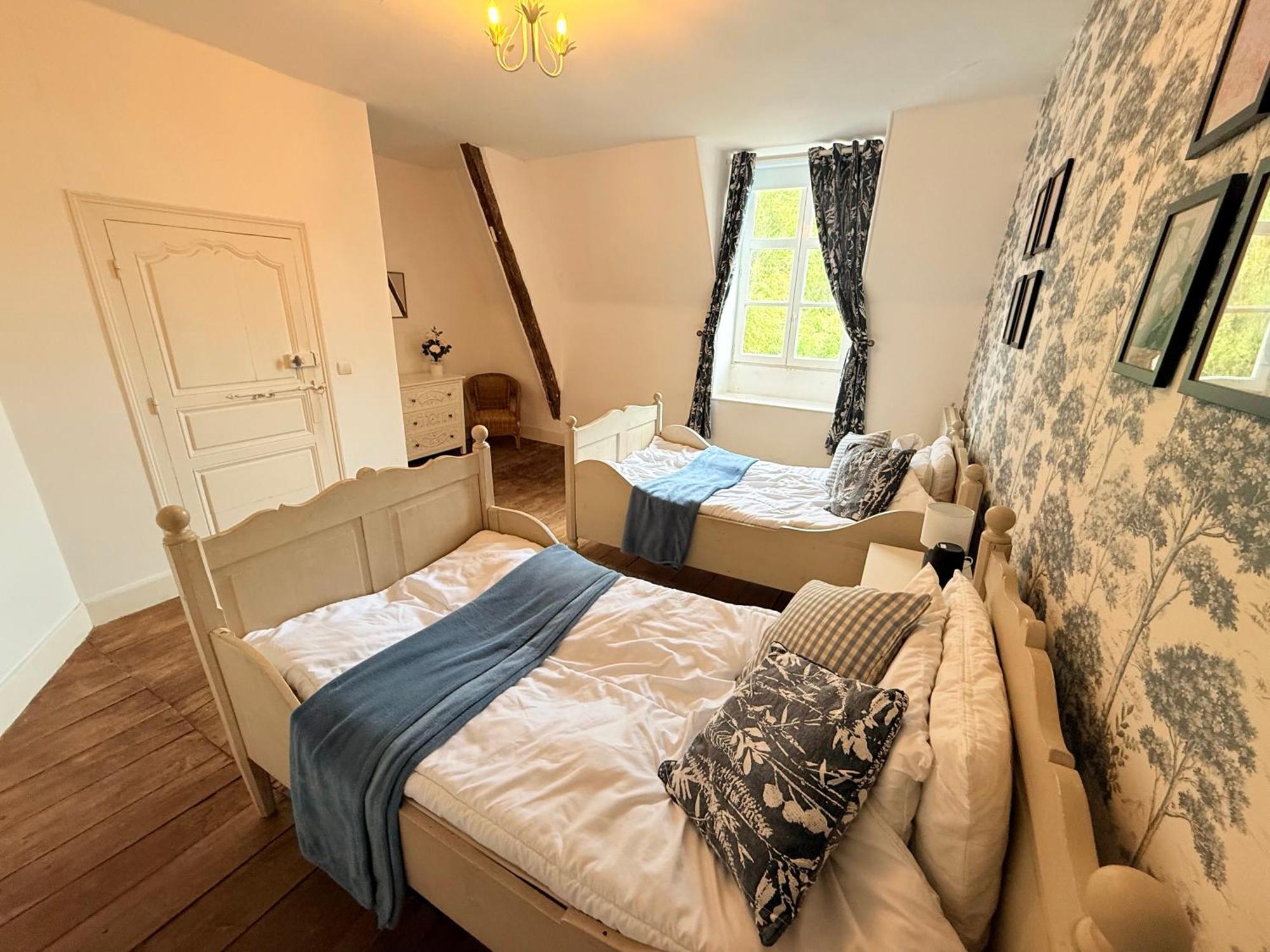 Beautiful 6 Bedroom House With Pool & Large Garden Le Pêchereau エクステリア 写真